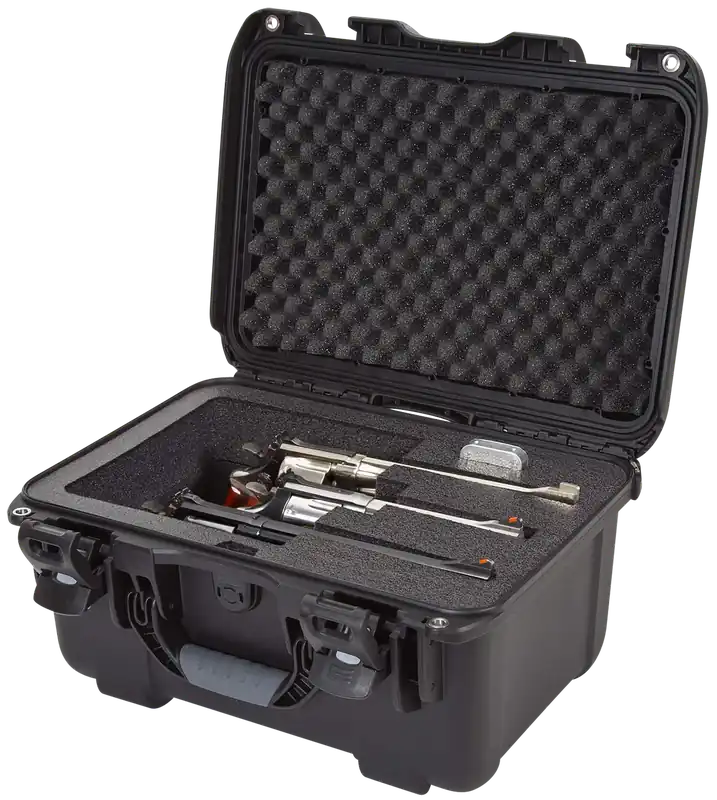 Nanuk 918REV01 Black Polymer Revolver Case with Foam Padding & Latches - Interior Dimensions 14.90" x 9.80" x 8.60"