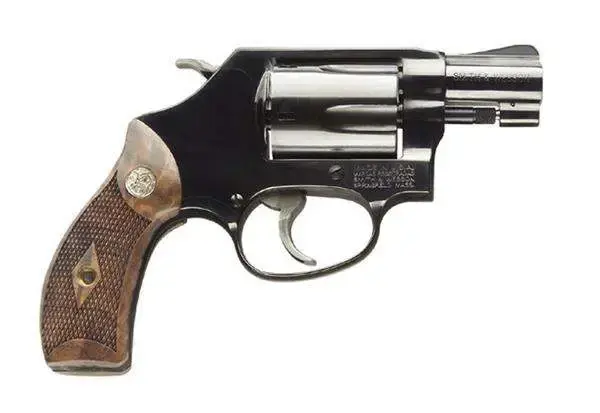 Smith & Wesson 150184 36 Classic38 Special 1.88" 5 Round Blued Wood Grip