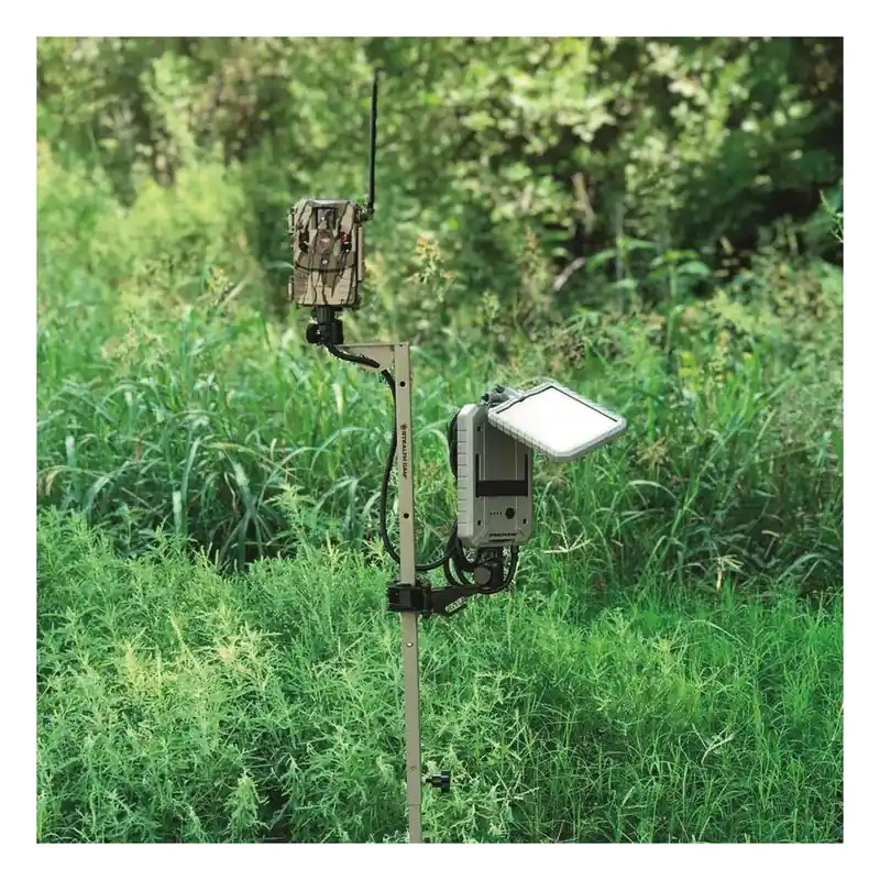 CAMERA / SOLAR PAK MOUNTING POST